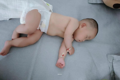 唐山4个月宝宝特点